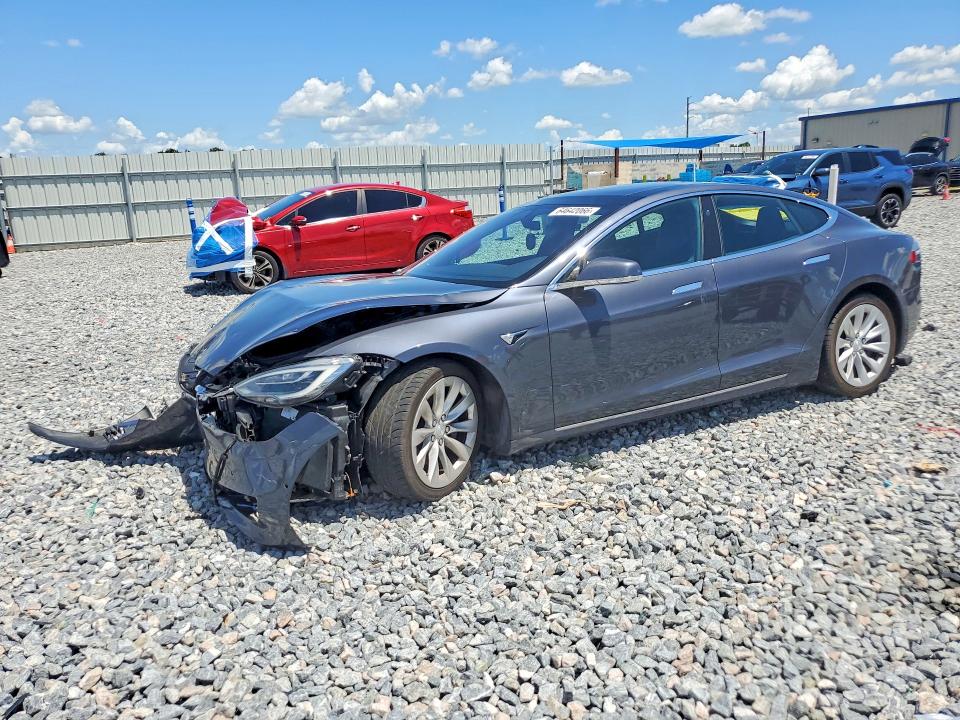 TESLA MODEL S 2018 with VIN 5YJSA1E26JF276062 - Photo from auction