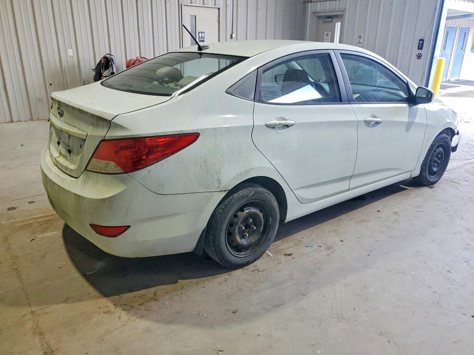 Photo 3 from auction – 2013 HYUNDAI ACCENT with VIN KMHCT4AE6DU323145