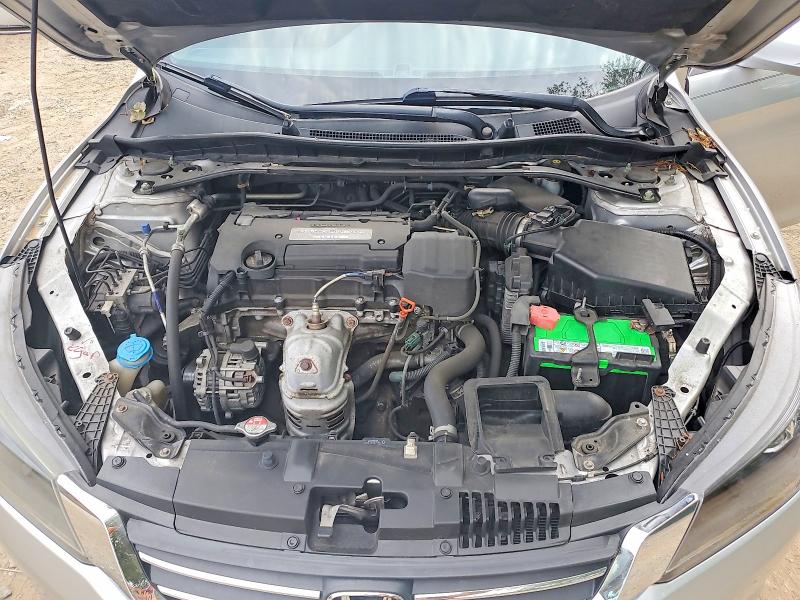 Photo 11 from auction – 2015 HONDA ACCORD with VIN 1HGCR2F71FA137553