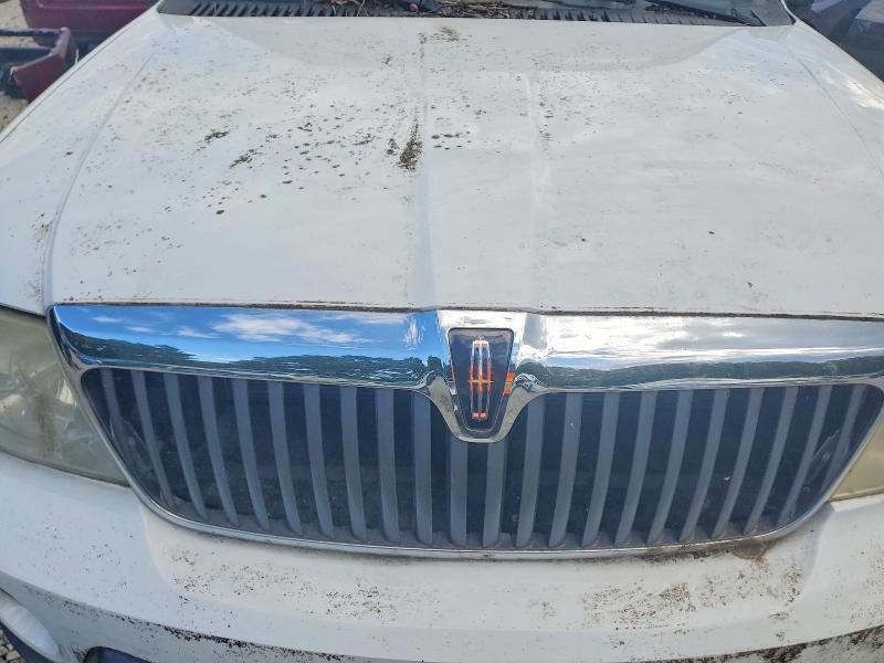 Photo 12 from auction – 2003 LINCOLN NAVIGATOR with VIN 5LMFU28R73LJ43875