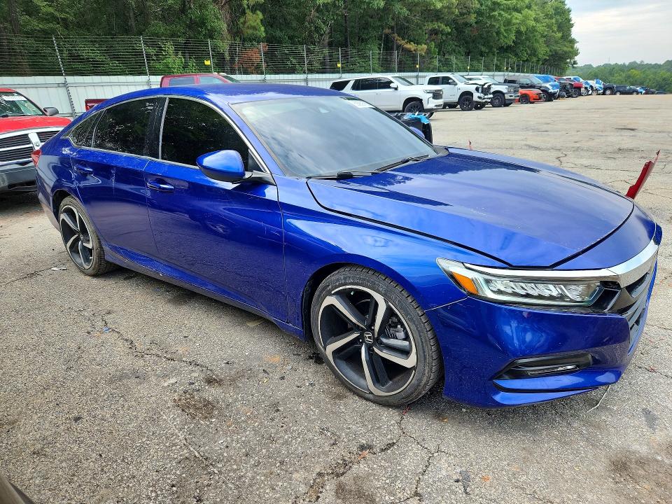 Photo 4 from auction – 2019 HONDA ACCORD with VIN 1HGCV1F34KA094100
