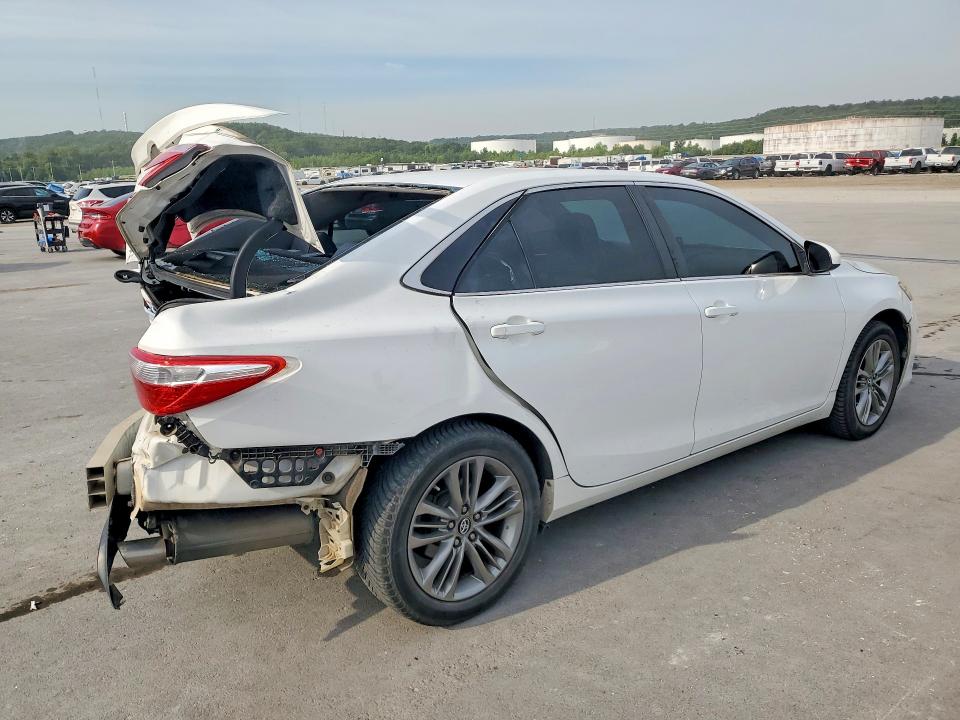 Photo 3 from auction – 2016 TOYOTA CAMRY with VIN 4T1BF1FK6GU206895
