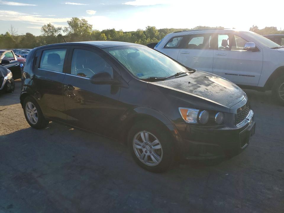 Photo 4 from auction – 2014 CHEVROLET SONIC with VIN 1G1JC6SG7E4177114
