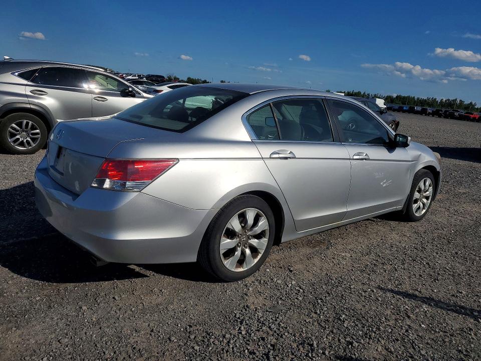 Photo 3 from auction – 2010 HONDA ACCORD with VIN 1HGCP2F72AA800109