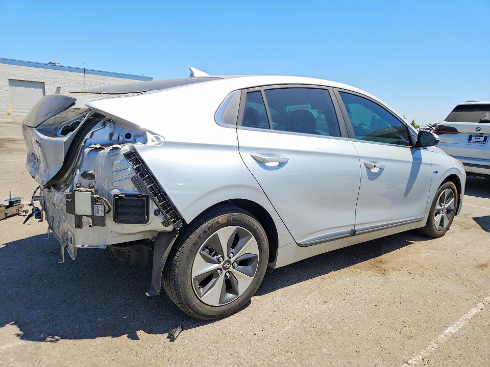 Photo 3 from auction – 2019 HYUNDAI IONIQ with VIN KMHC05LH0KU034992