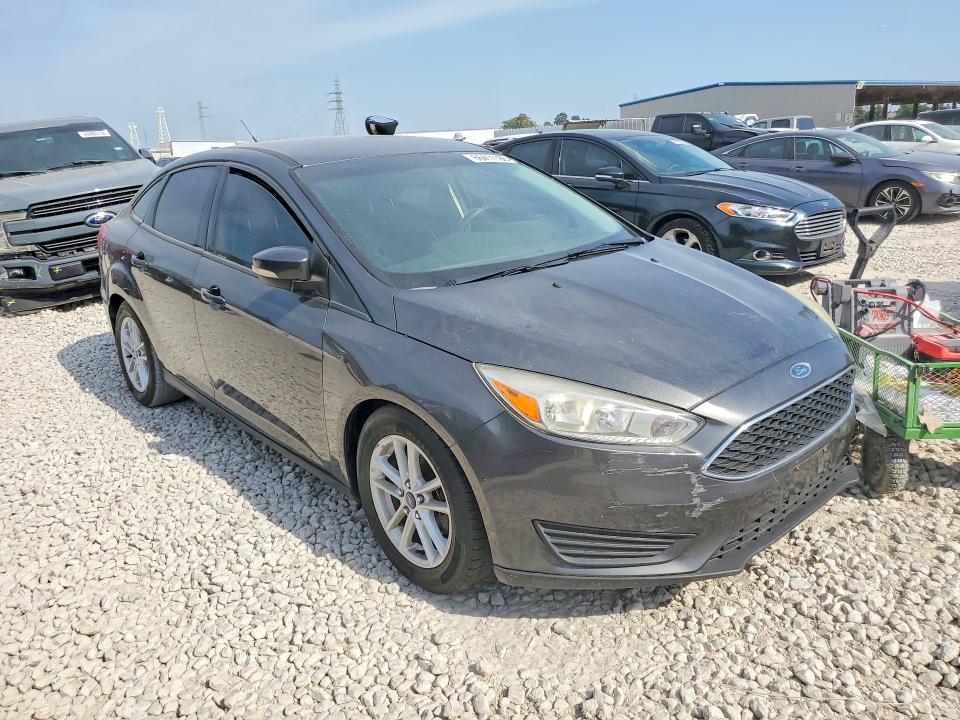 Photo 4 from auction – 2016 FORD FOCUS with VIN 1FADP3F25GL372357