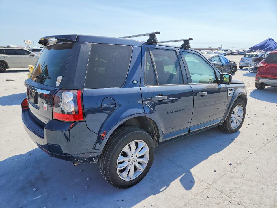 Photo 3 from auction – 2012 LAND ROVER LR2 with VIN SALFR2BN9CH307234