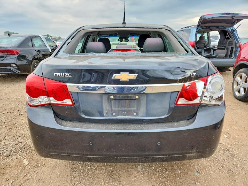 Photo 6 from auction – 2011 CHEVROLET CRUZE with VIN 1G1PF5S95B7302652