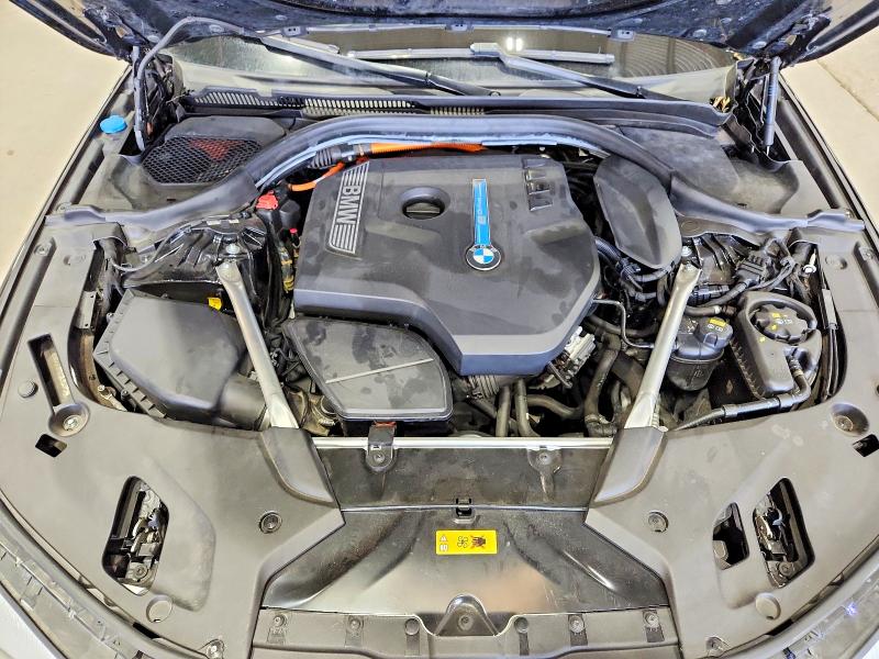 Photo 11 from auction – 2019 BMW 530E with VIN WBAJA9C52KB393372
