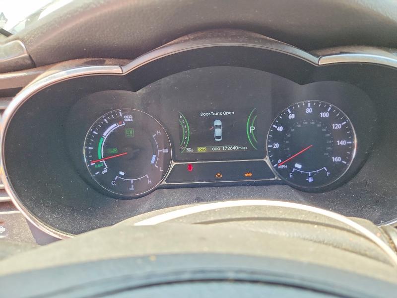 Photo 9 from auction – 2012 KIA OPTIMA with VIN KNAGM4AD8C5017709