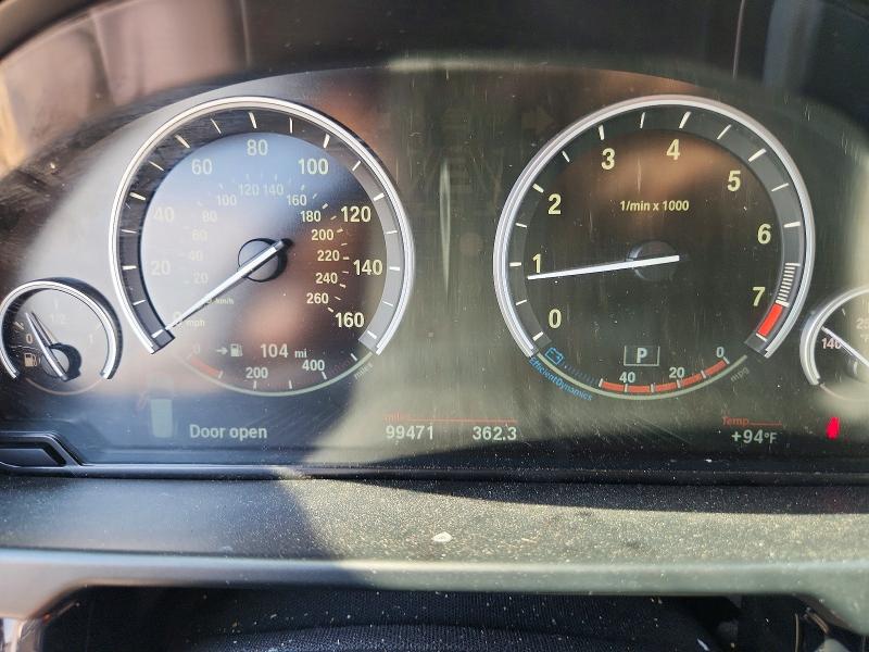 Zdjęcie 9 z aukcji – 2014 BMW X5 z VIN 5UXKR0C5XE0H19609