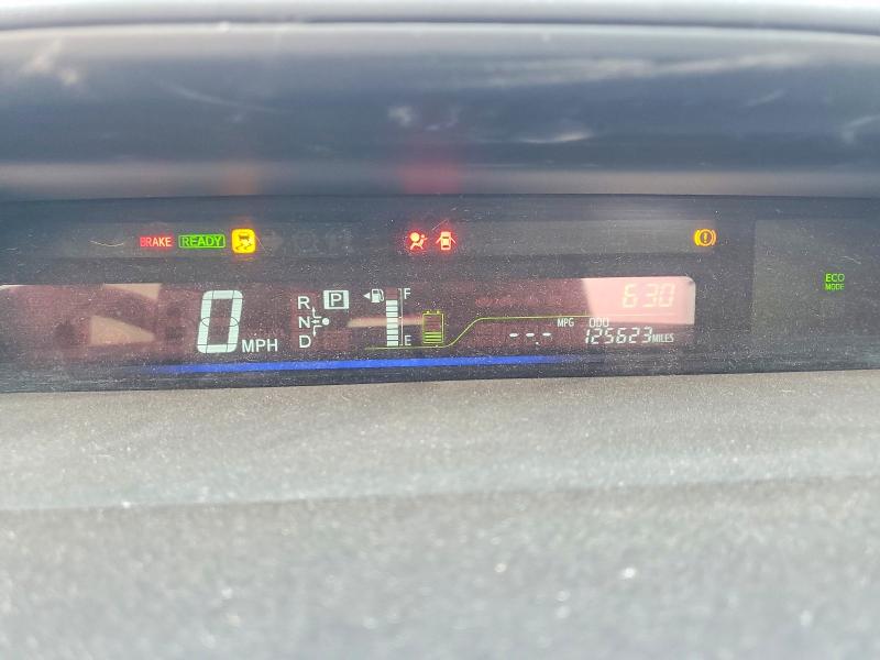 Photo 9 from auction – 2012 TOYOTA PRIUS V with VIN JTDZN3EU9C3026637