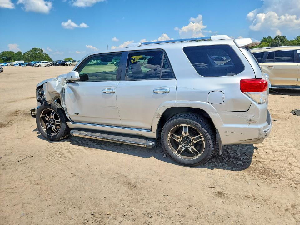 Снимка 2 от търг – 2013 TOYOTA 4RUNNER с VIN JTEZU5JR7D5053319