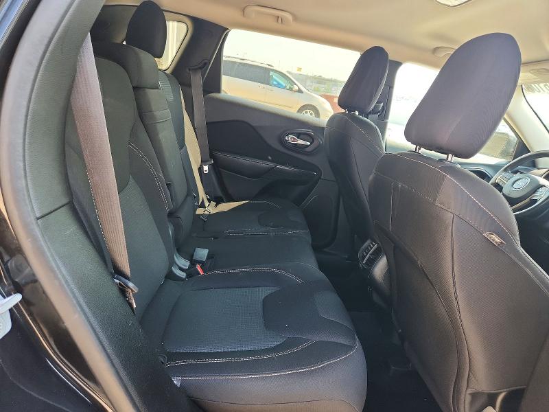 Photo 10 from auction – 2015 JEEP CHEROKEE with VIN 1C4PJMCS0FW650985