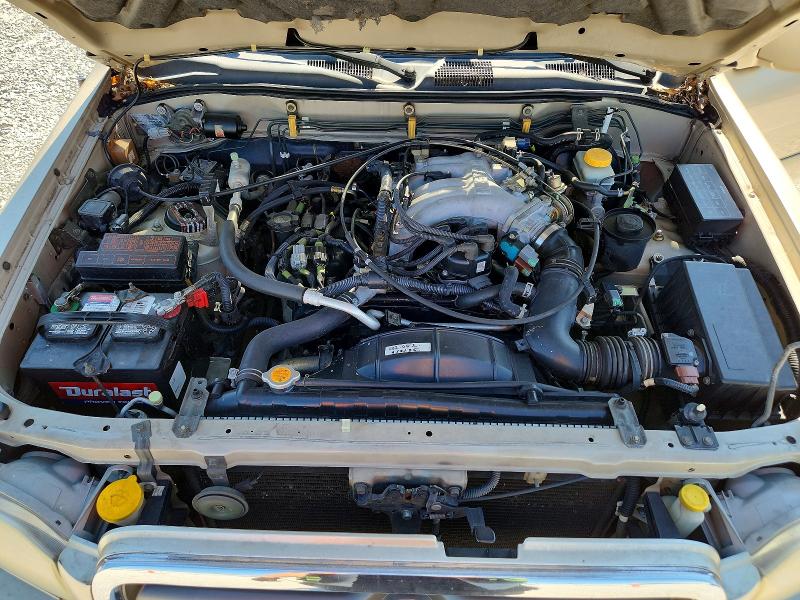 Photo 12 from auction – 2000 NISSAN PATHFINDER with VIN JN8AR07YXYW430296