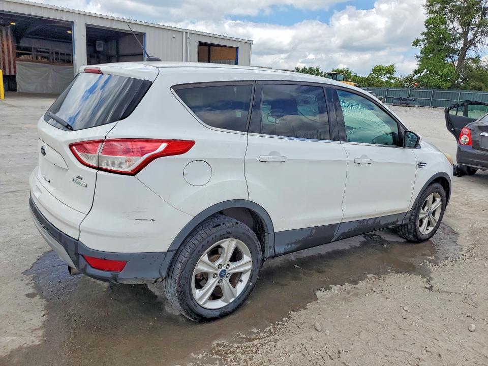 Photo 3 from auction – 2013 FORD ESCAPE with VIN 1FMCU0GX1DUC41418