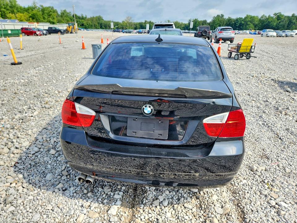 Photo 6 from auction – 2007 BMW 328 with VIN WBAVC93557KX54662