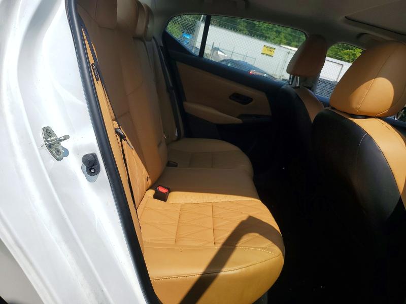 Снимка 10 от търг – 2025 NISSAN SENTRA с VIN 3N1AB8CV6SY357957