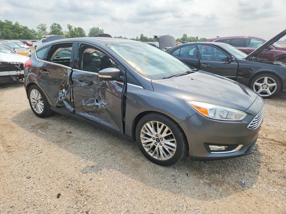 Photo 4 from auction – 2017 FORD FOCUS with VIN 1FADP3N27HL298443