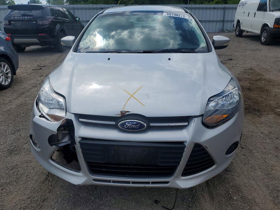 Photo 5 from auction – 2014 FORD FOCUS with VIN 1FADP3F22EL352726