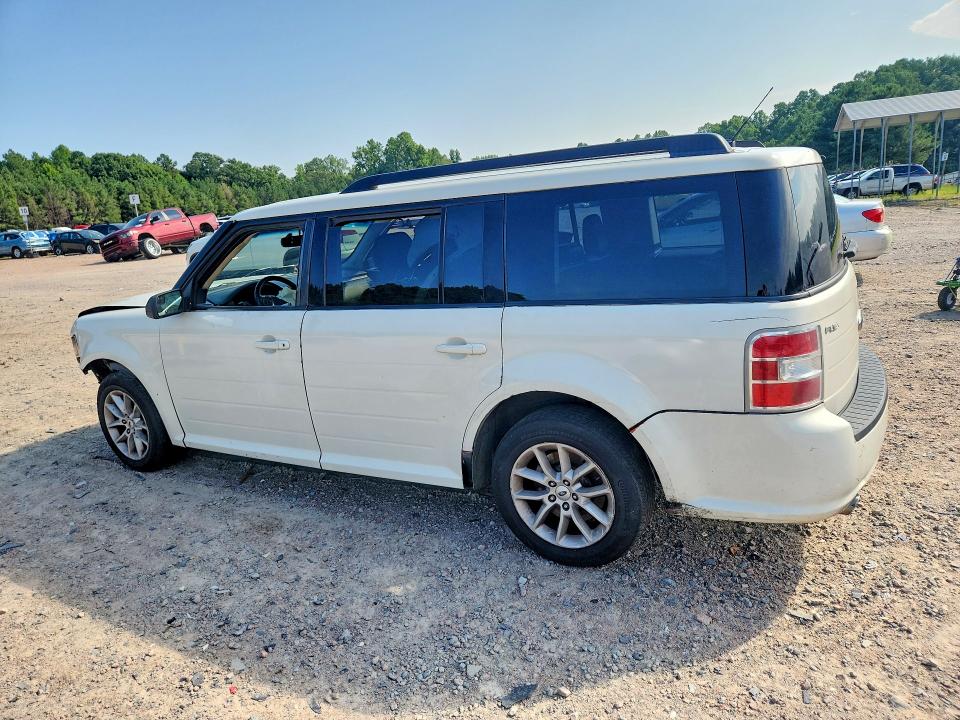 Photo 2 from auction – 2015 FORD FLEX with VIN 2FMGK5B82FBA22612