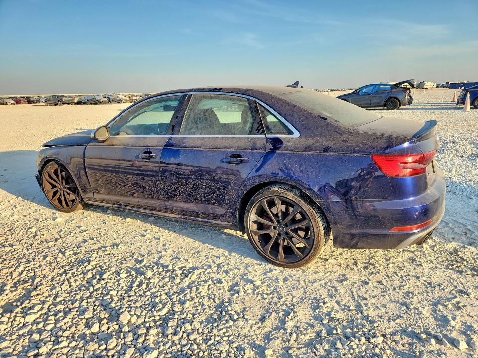Фото 2 с аукциона – 2018 AUDI S4 с VIN WAUB4AF42JA003732
