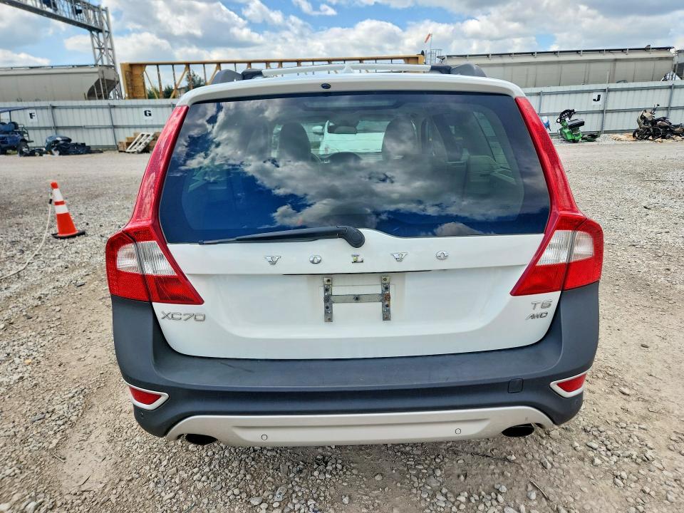 Photo 6 from auction – 2012 VOLVO XC70 with VIN YV4902BZ6C1129211