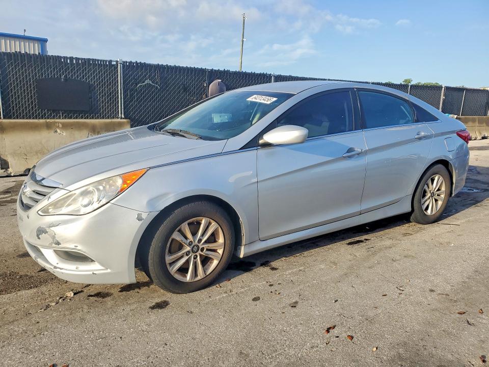 HYUNDAI SONATA 2014 with VIN 5NPEB4AC4EH840342 - Photo from auction