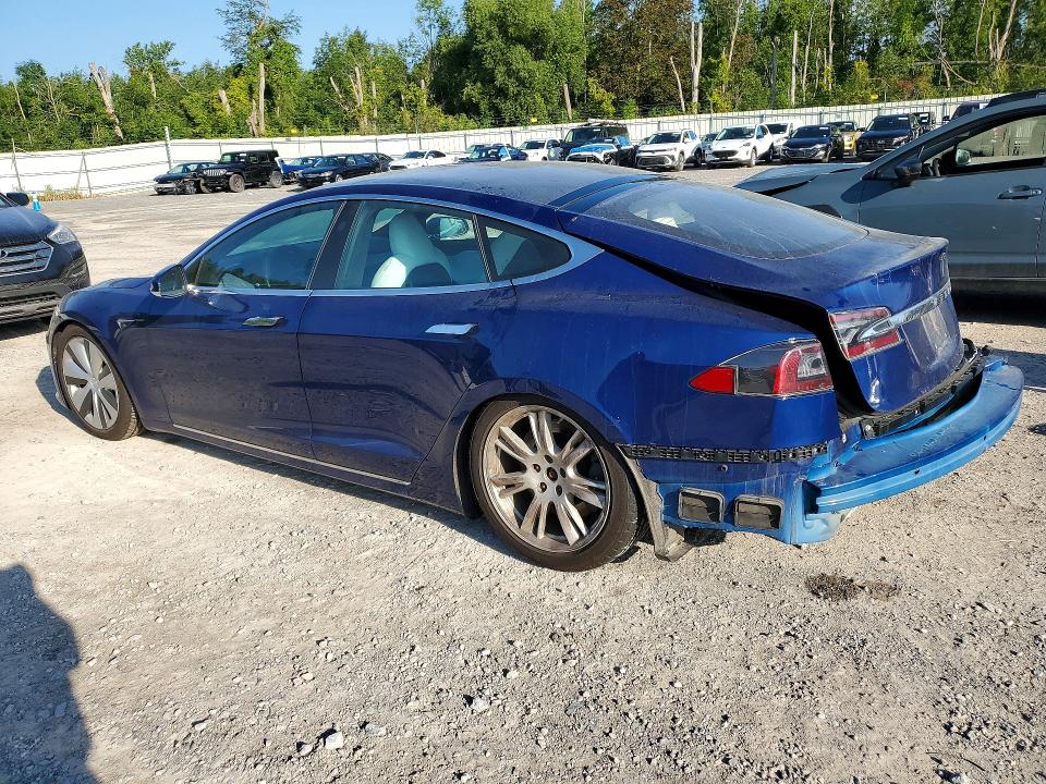 Photo 2 from auction – 2020 TESLA MODEL S with VIN 5YJSA1E27LF390333