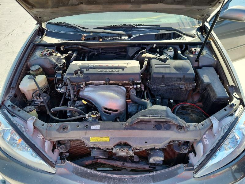 Photo 11 from auction – 2004 TOYOTA CAMRY with VIN 4T1BE30K34U921104
