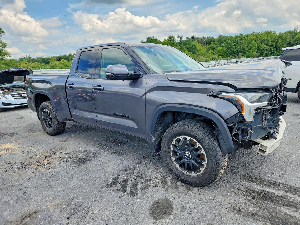 Photo 4 from auction – 2022 TOYOTA TUNDRA with VIN 5TFLA5DA5NX007003