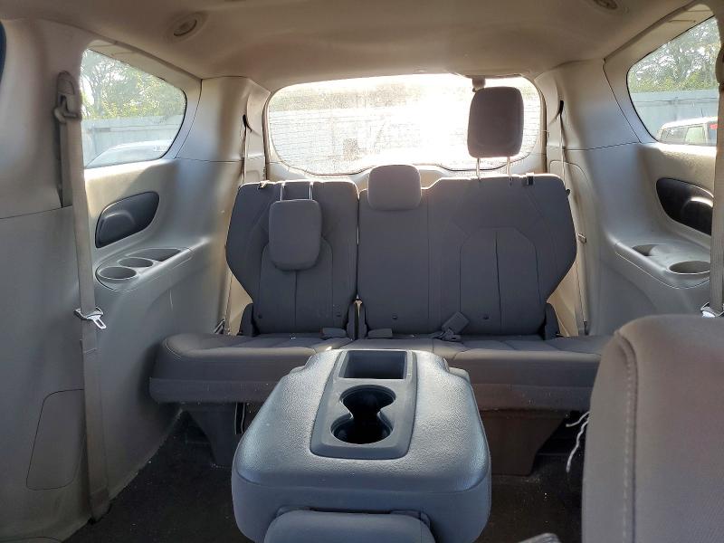 Photo 10 from auction – 2017 CHRYSLER PACIFICA with VIN 2C4RC1DG6HR676806