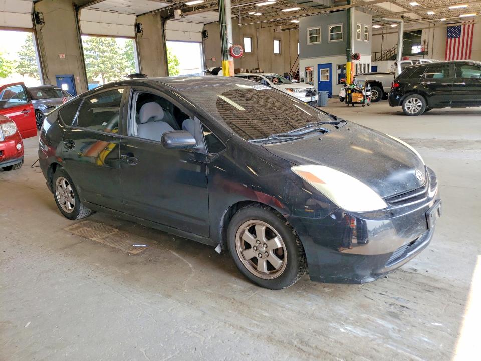 Photo 4 from auction – 2005 TOYOTA PRIUS with VIN JTDKB20U153050235