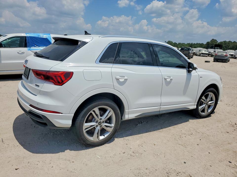 Photo 3 from auction – 2024 AUDI Q3 with VIN WA1EECF35R1041557