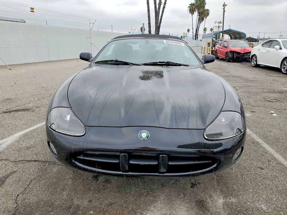 Photo 5 from auction – 2002 JAGUAR XK8 with VIN SAJDA42C72NA23041