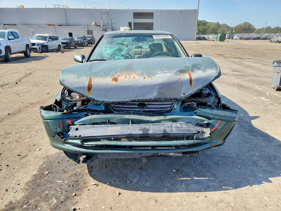 Photo 5 from auction – 2001 TOYOTA CAMRY with VIN 4T1BG22K21U058650