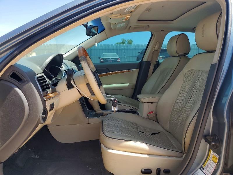 Zdjęcie 7 z aukcji – 2012 LINCOLN MKZ z VIN 3LNHL2GC2CR818464