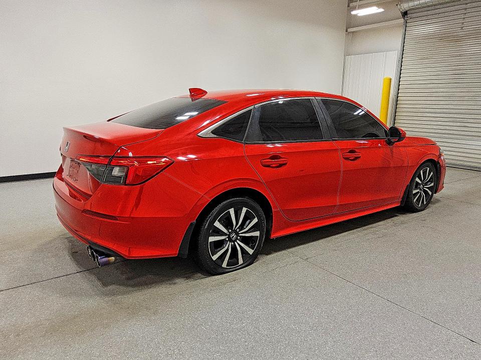 Photo 3 from auction – 2022 HONDA CIVIC with VIN 2HGFE1F77NH311760