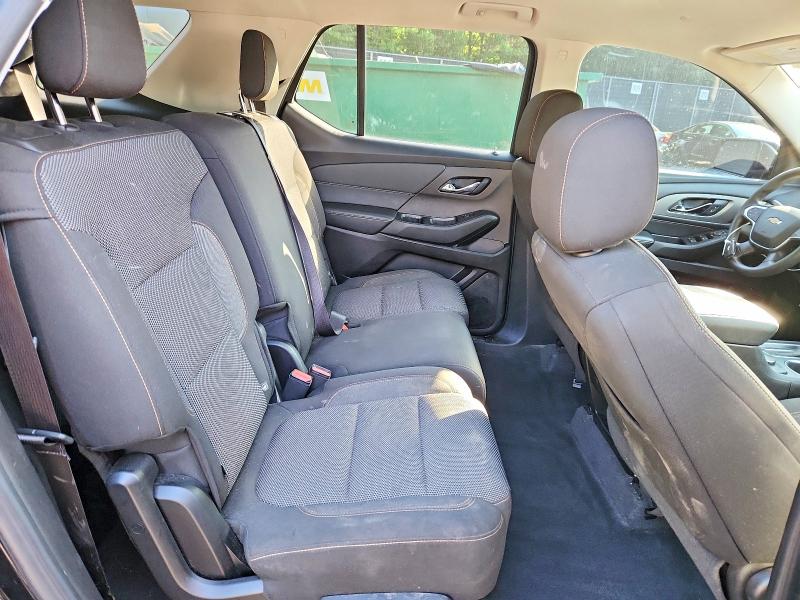 Photo 11 from auction – 2018 CHEVROLET TRAVERSE with VIN 1GNERFKW3JJ106087