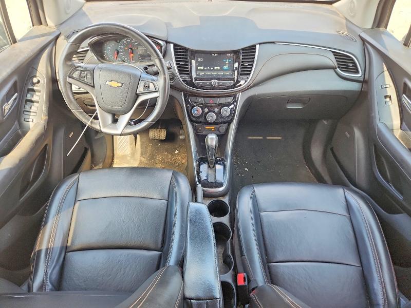 Photo 8 from auction – 2017 CHEVROLET TRAX with VIN 3GNCJMSB8HL279848