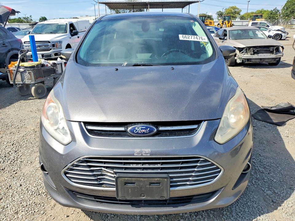 Photo 5 from auction – 2013 FORD C-MAX with VIN 1FADP5BU2DL516882