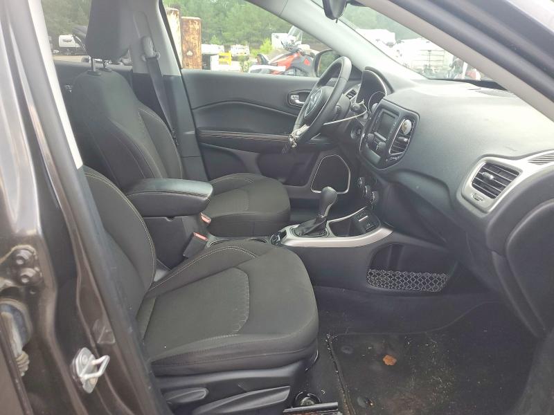 Photo 7 from auction – 2018 JEEP COMPASS with VIN 3C4NJCAB7JT255043