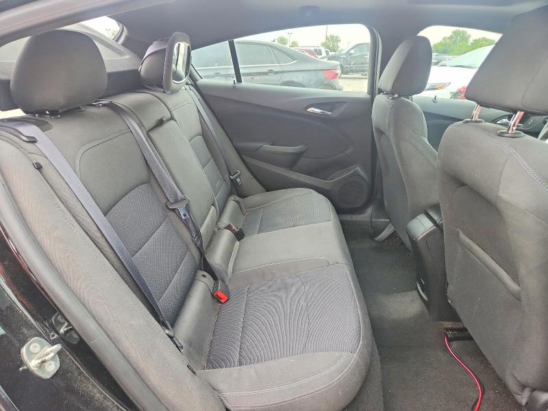 Photo 10 from auction – 2018 CHEVROLET CRUZE with VIN 3G1BE6SM9JS546991