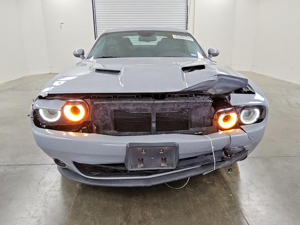 Photo 5 from auction – 2021 DODGE CHALLENGER with VIN 2C3CDZAG1MH610139