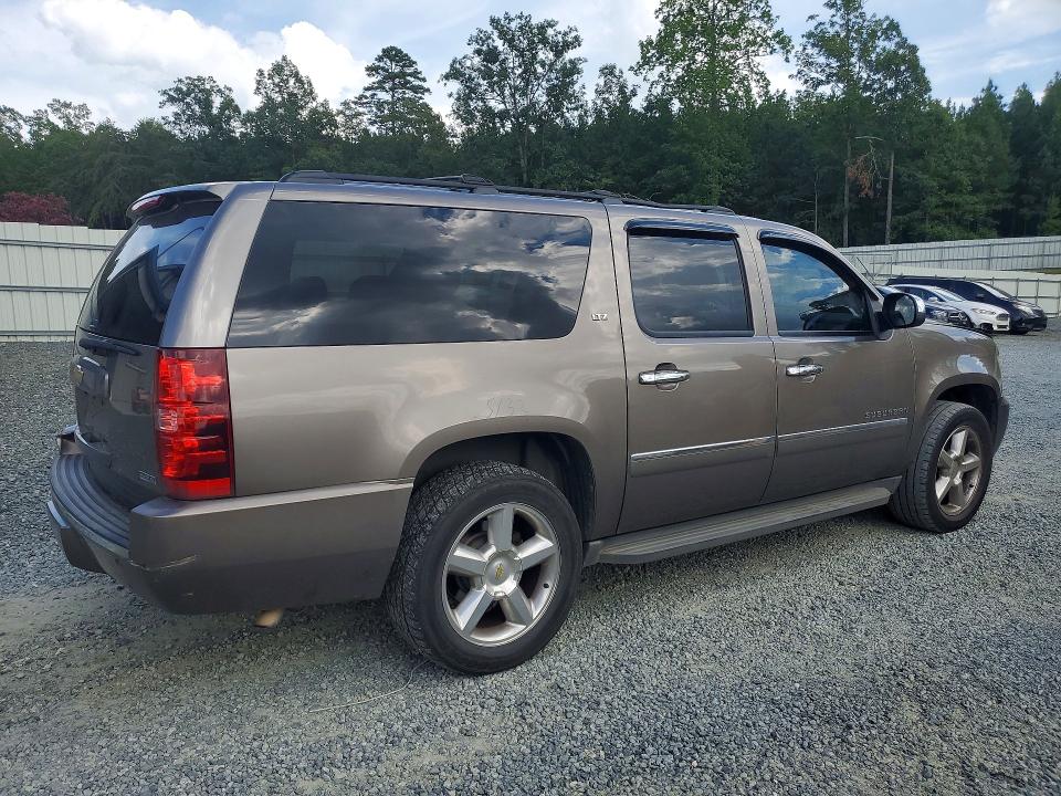 Photo 3 from auction – 2012 CHEVROLET SUBURBAN with VIN 1GNSCKE0XCR285690