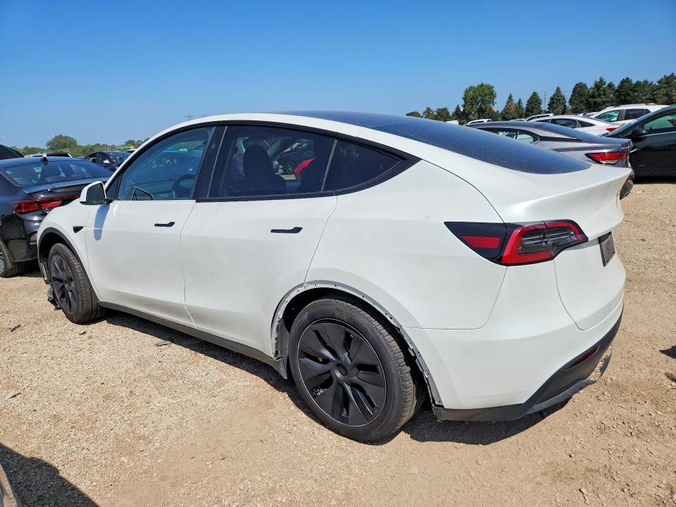 Photo 2 from auction – 2025 TESLA MODEL Y with VIN 7SAYGDEDXSF247860