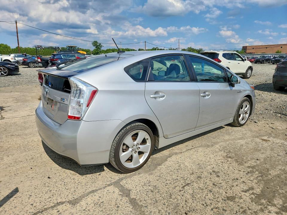 Photo 3 from auction – 2010 TOYOTA PRIUS with VIN JTDKN3DU7A5154718