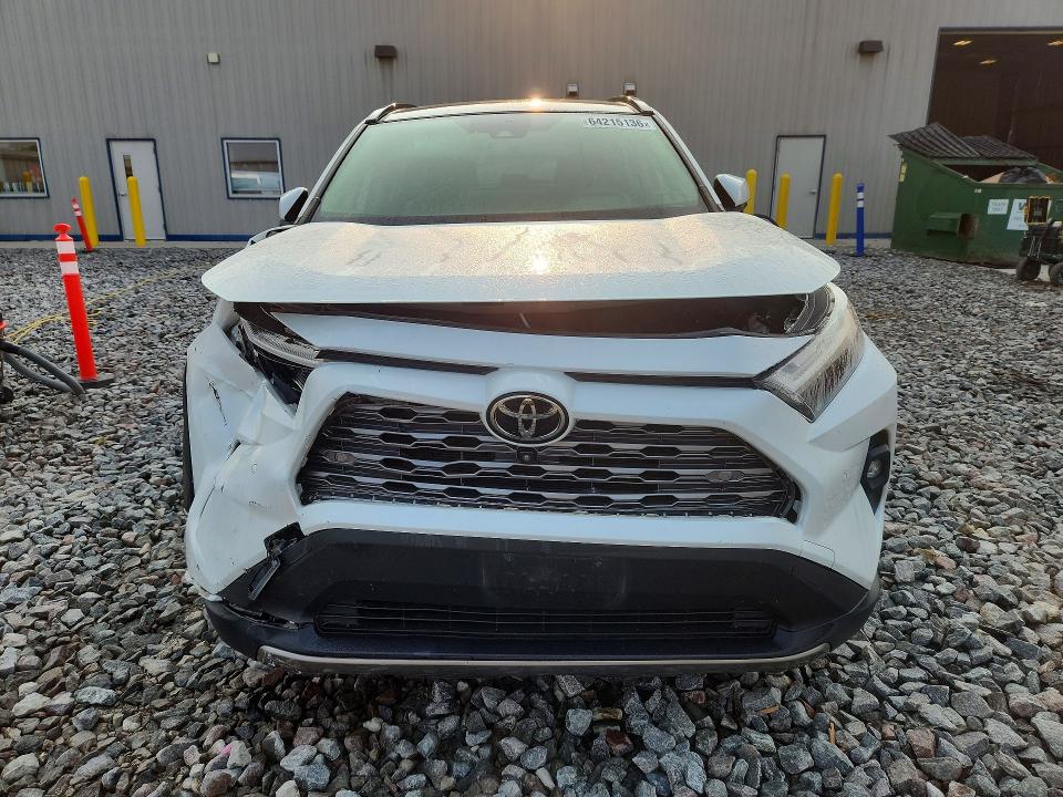 Photo 5 from auction – 2023 TOYOTA RAV4 with VIN JTMN1RFV5PD094745