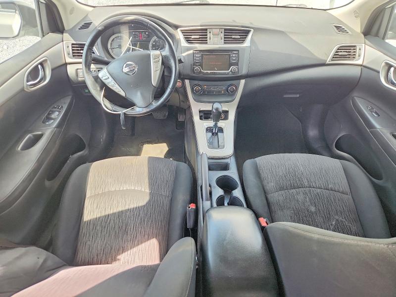 Photo 8 from auction – 2015 NISSAN SENTRA with VIN 3N1AB7AP9FY271563