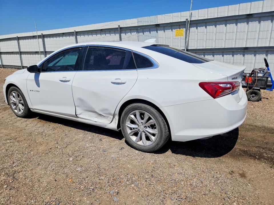 Photo 2 from auction – 2021 CHEVROLET MALIBU with VIN 1G1ZD5ST7MF002565